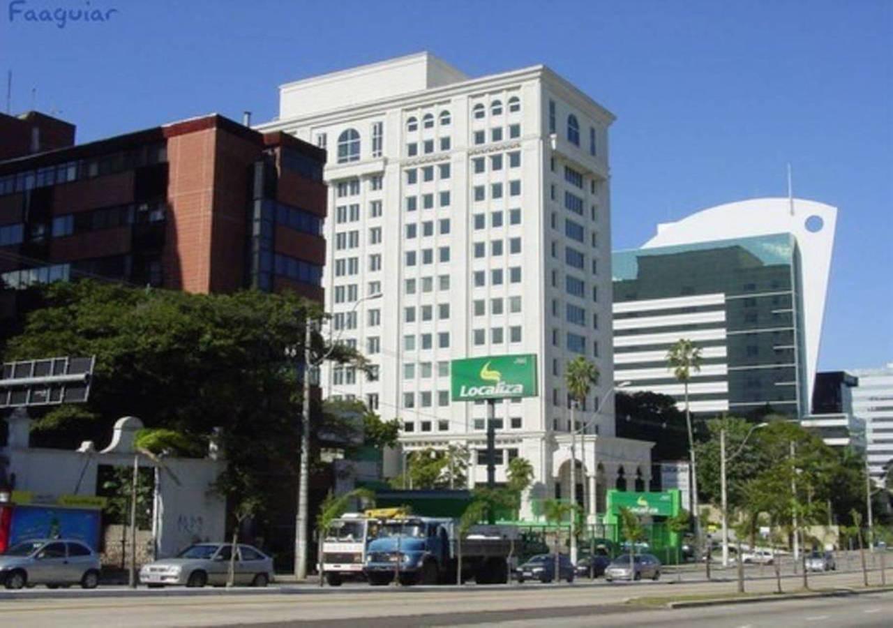Suites E Quartos Na Avenida Carlos Gomes Порту-Алегри Экстерьер фото